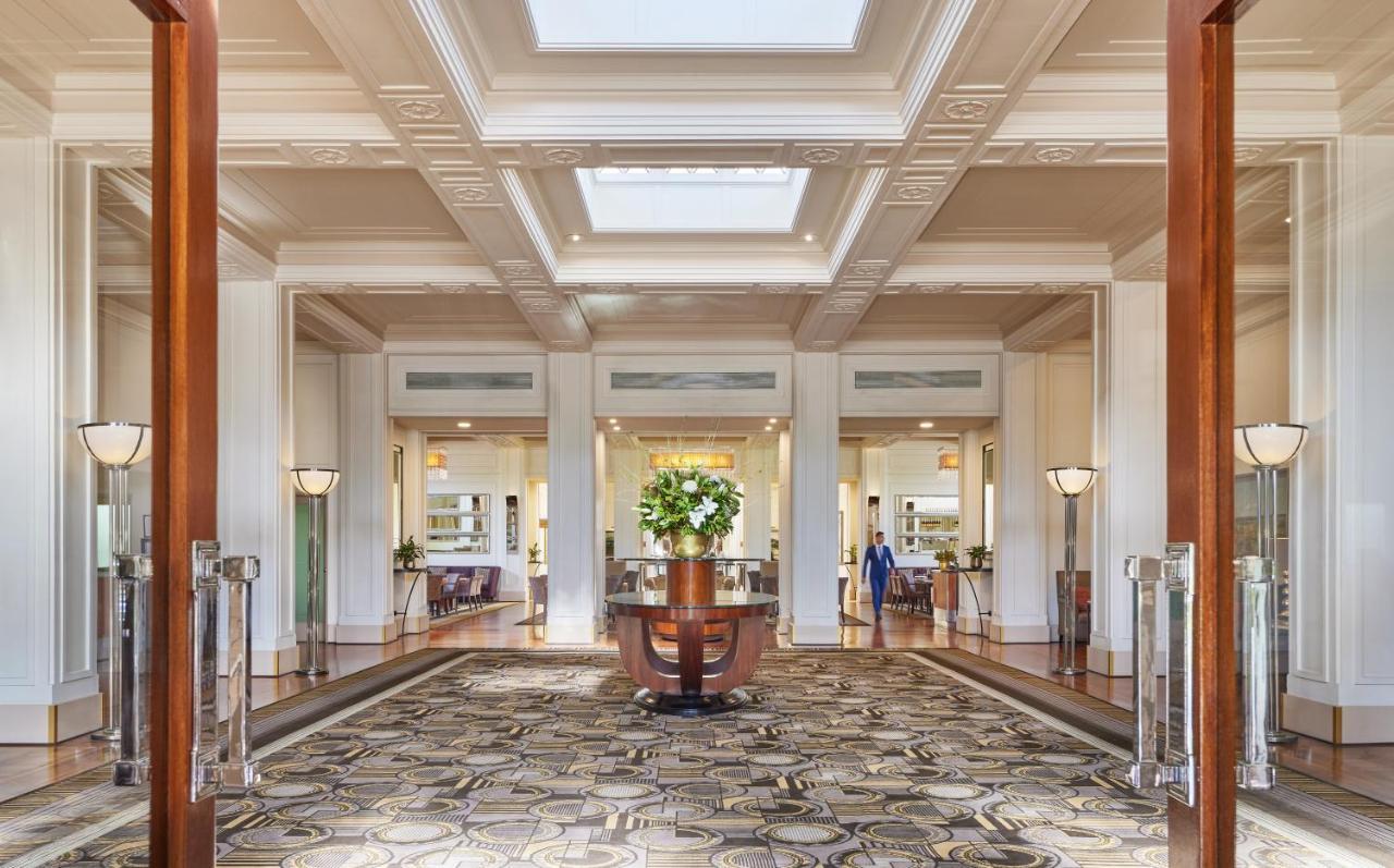 Hyatt Hotel Canberra - A Park Hyatt Hotel Extérieur photo The lobby of the hotel