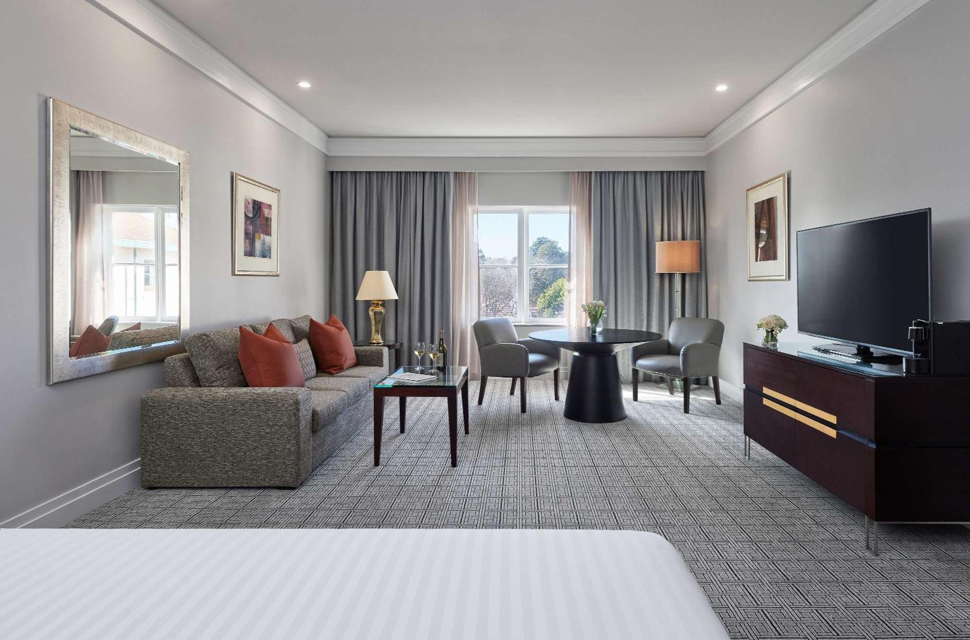 Hyatt Hotel Canberra - A Park Hyatt Hotel Extérieur photo