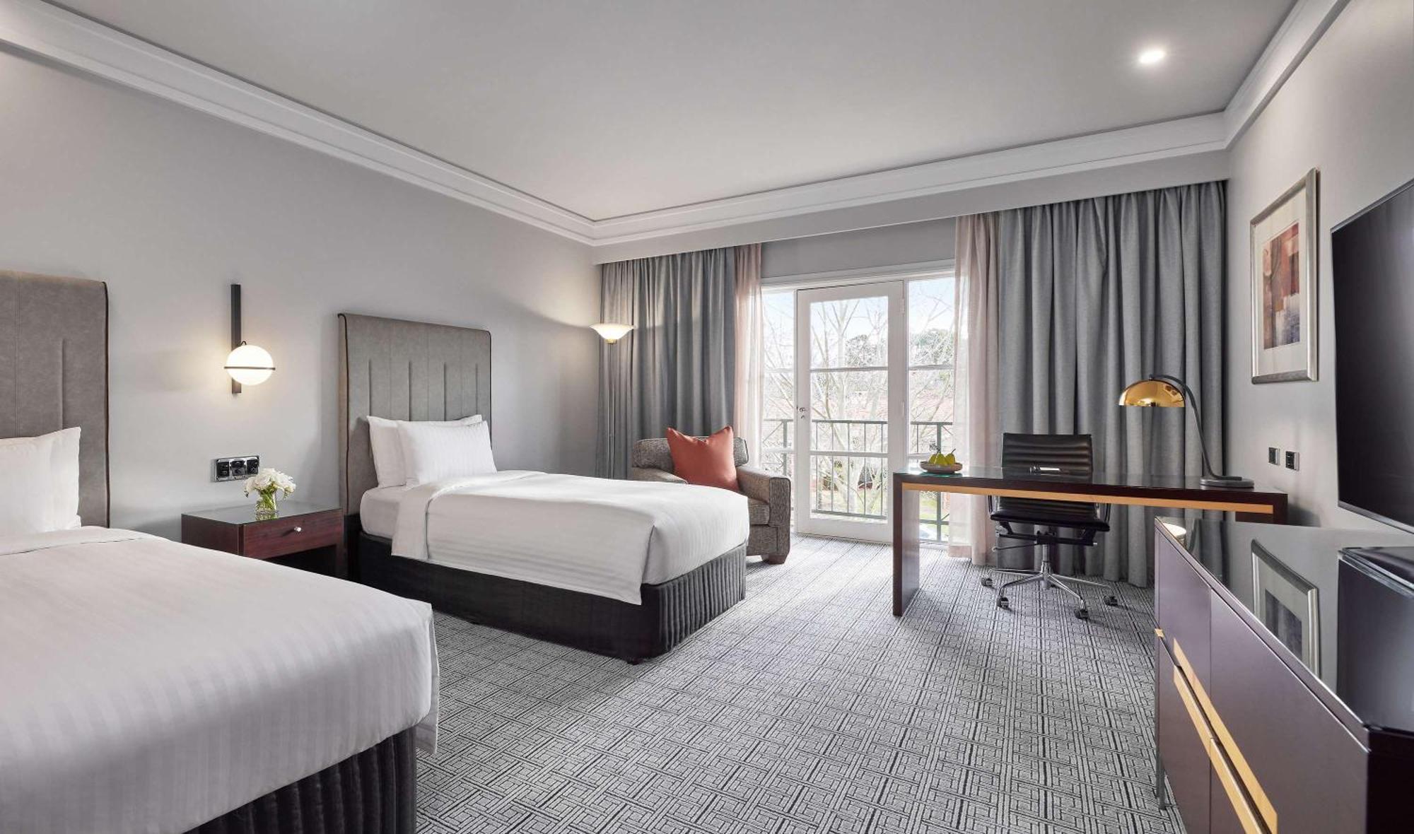 Hyatt Hotel Canberra - A Park Hyatt Hotel Extérieur photo