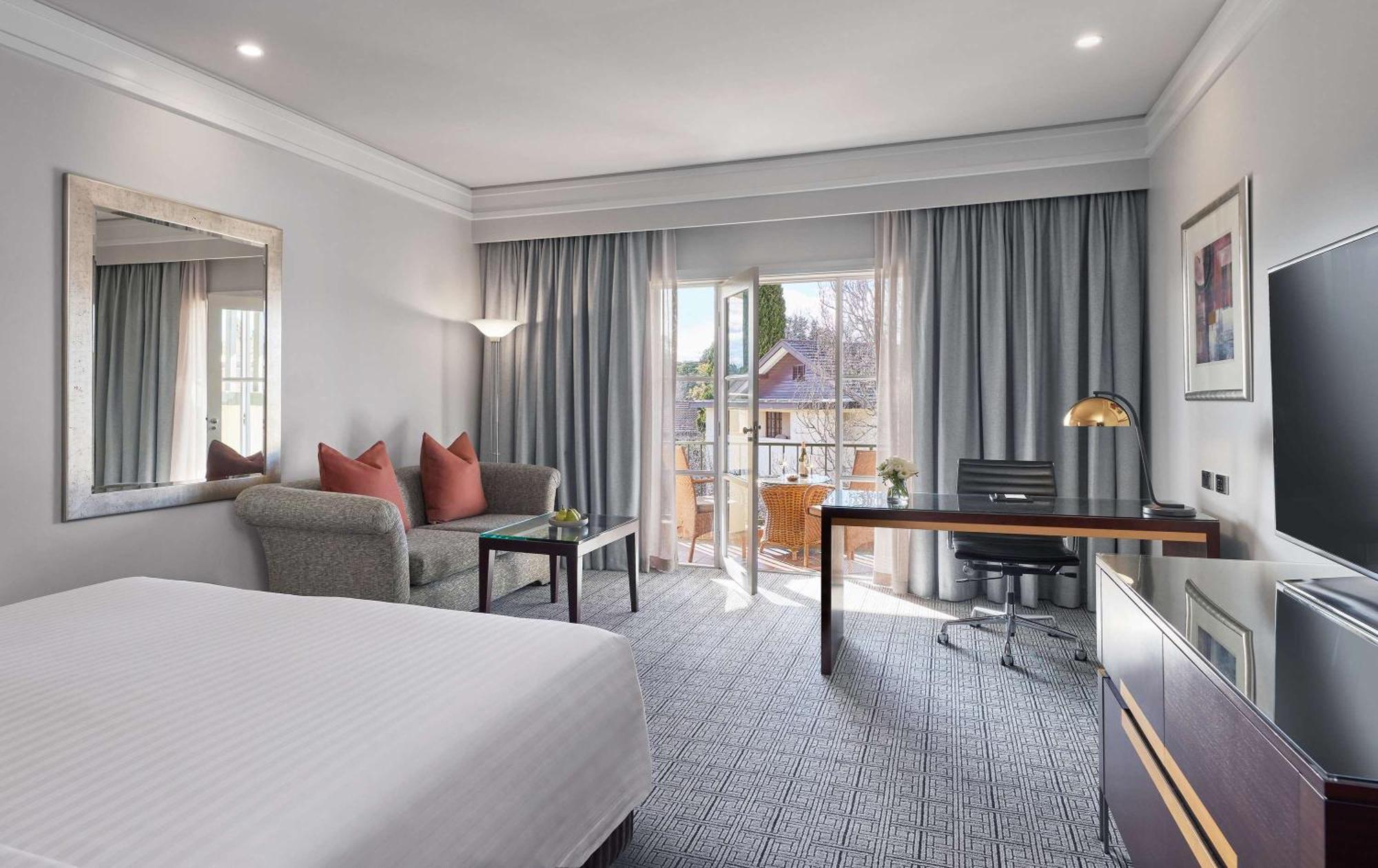 Hyatt Hotel Canberra - A Park Hyatt Hotel Extérieur photo