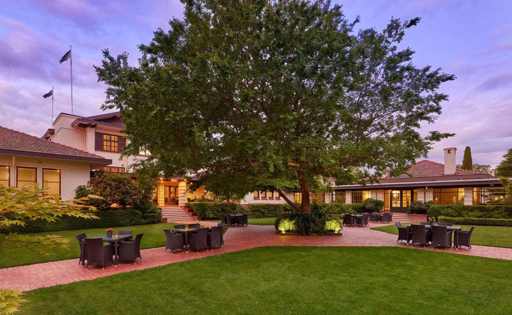 Hyatt Hotel Canberra - A Park Hyatt Hotel Extérieur photo